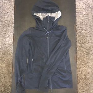 Lululemon jacket 6